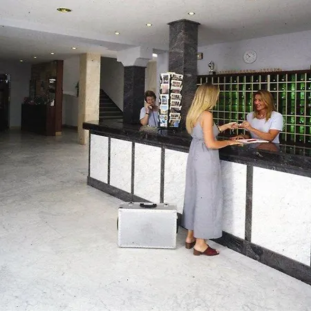 Rosa Nautica Hotel 3*
