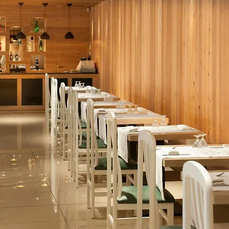 Rosa Nautica Hotel 3*