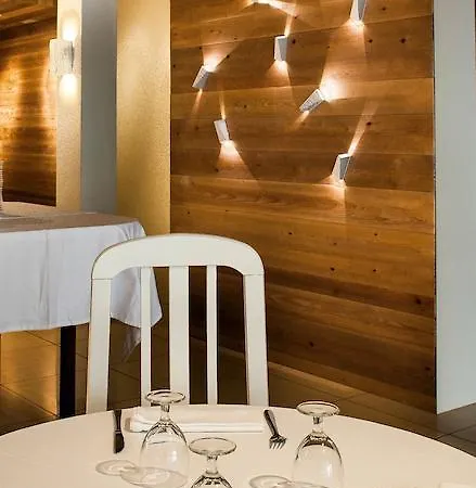 Rosa Nautica Hotel